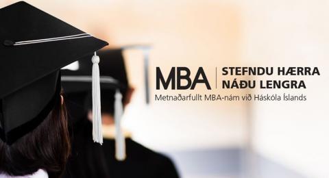 MBA útskriftarhúfur